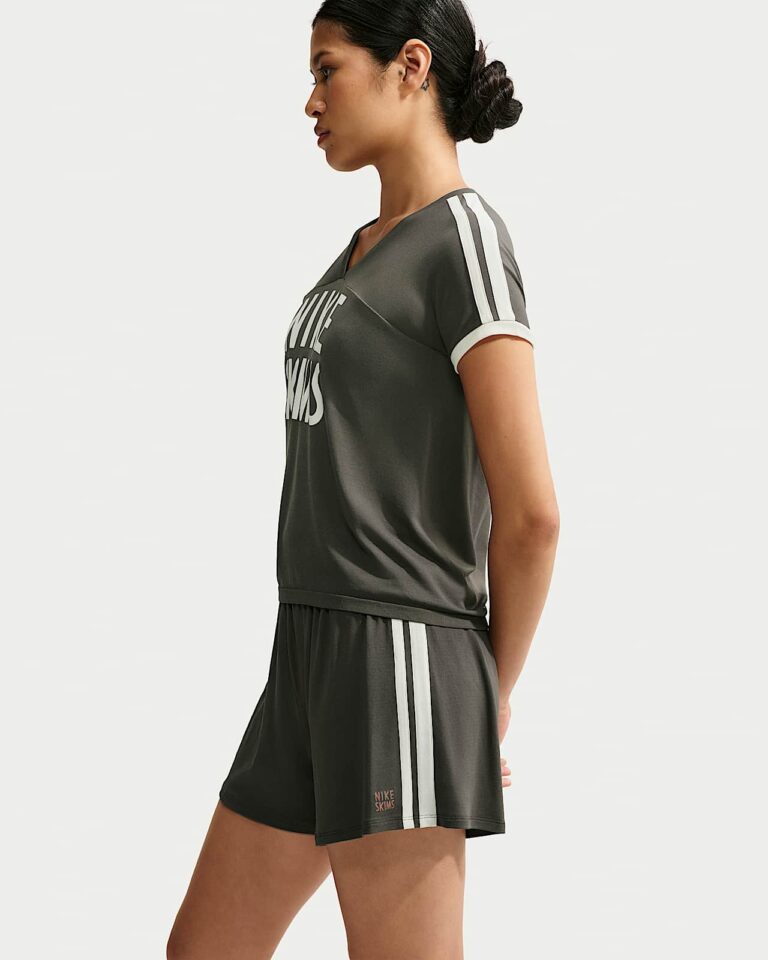 Шорты NikeSKIMS Stretch Knit 5″ Shorts «Boulder/Ecru» Женская