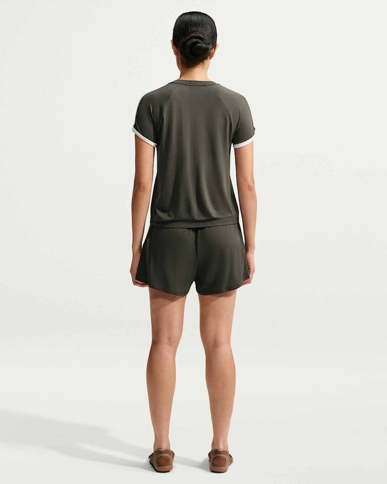 Шорты NikeSKIMS Stretch Knit 5″ Shorts «Boulder/Ecru» Женская