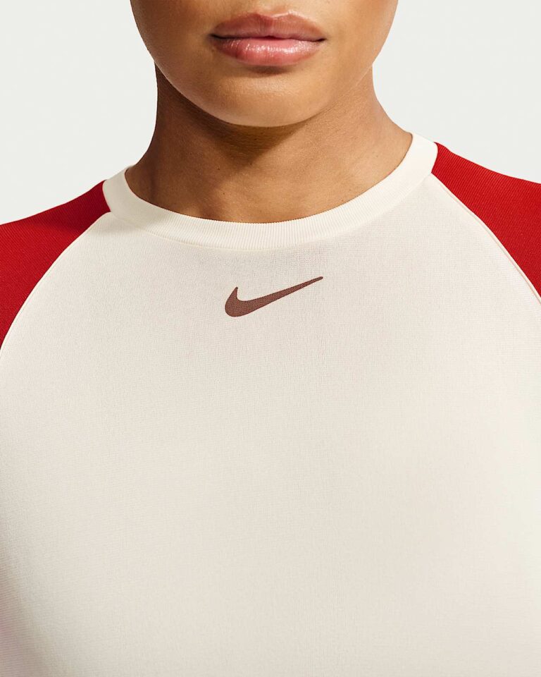 Лонгслив NikeSKIMS Stretch Knit Long-Sleeve Top «Ecru/Sport Red» Женская