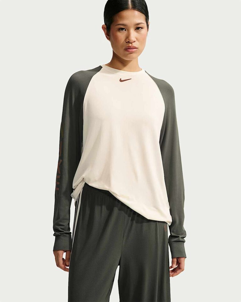 Лонгслив NikeSKIMS Stretch Knit Long-Sleeve Top «Ecru/Boulder» Женская