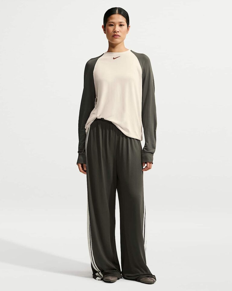 Лонгслив NikeSKIMS Stretch Knit Long-Sleeve Top «Ecru/Boulder» Женская
