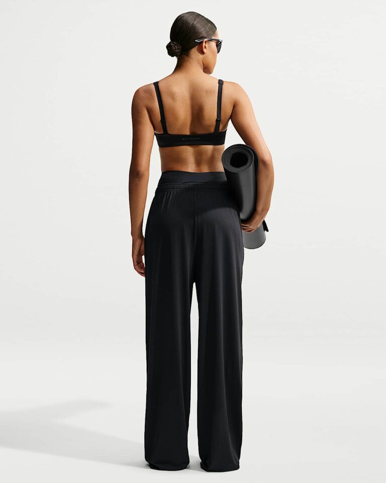 Топ NikeSKIMS Satin Shine Padded Picot Sports Bra «Obsidian» Женская