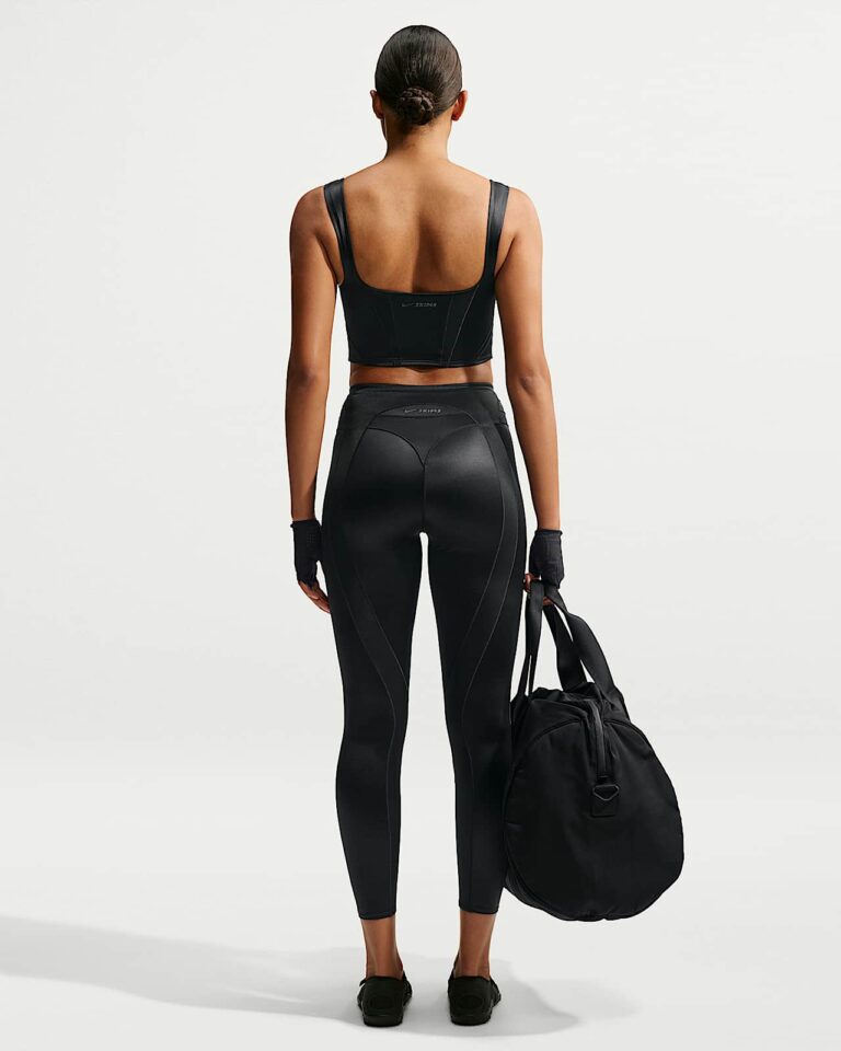 Леггинсы NikeSKIMS Satin Shine High-Waisted 26″ Leggings «Obsidian» Женская