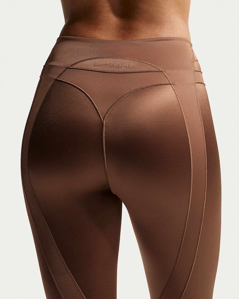 Леггинсы NikeSKIMS Satin Shine High-Waisted 26″ Leggings «Carob Brown» Женская