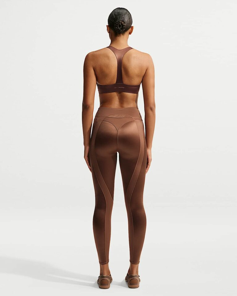 Леггинсы NikeSKIMS Satin Shine High-Waisted 26″ Leggings «Carob Brown» Женская