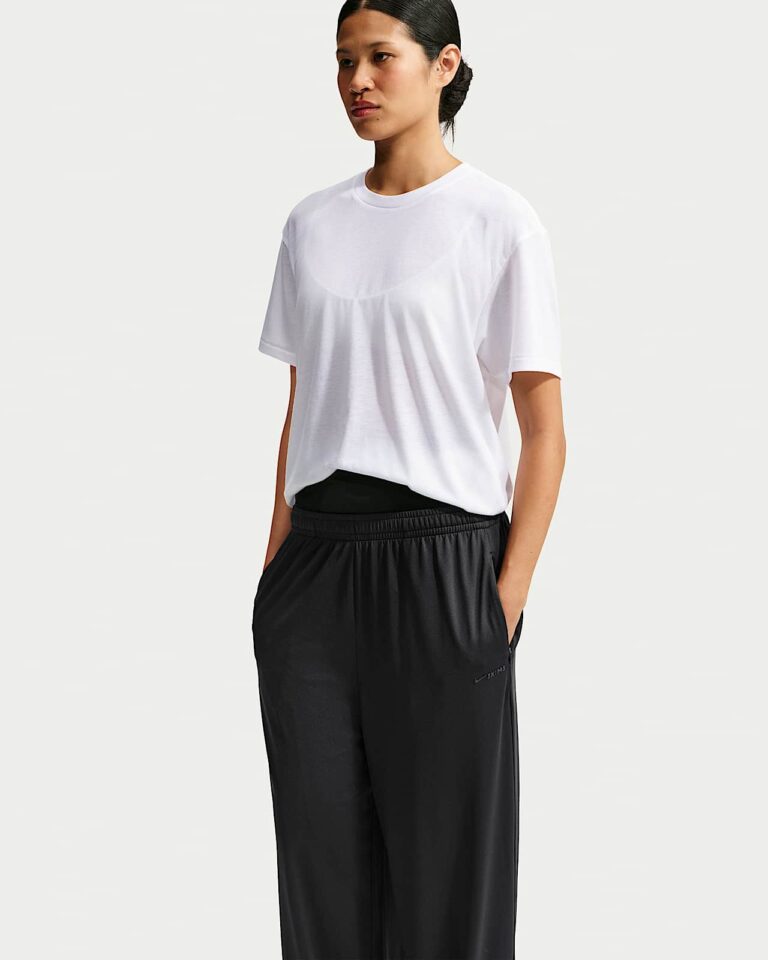 Футболка NikeSKIMS Performance Cotton Blend Oversized Short-Sleeve Top «Snow» Женская