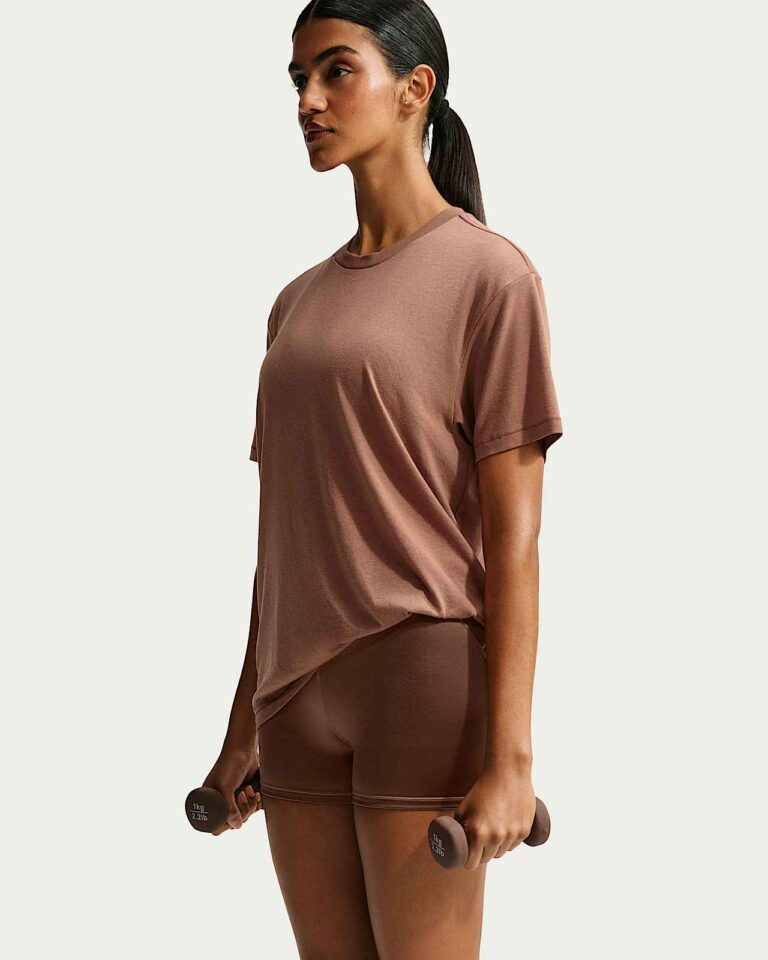 Футболка NikeSKIMS Performance Cotton Blend Oversized Short-Sleeve Top «Carob Brown» Женская