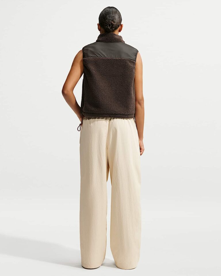 Жилет NikeSKIMS Sherpa Oversized Vest «Dark Sepia/Velvet Brown» Женская