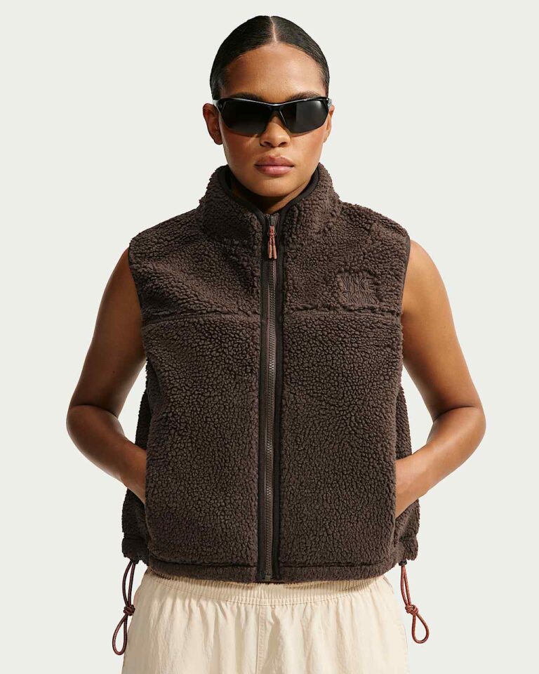 Жилет NikeSKIMS Sherpa Oversized Vest «Dark Sepia/Velvet Brown» Женская