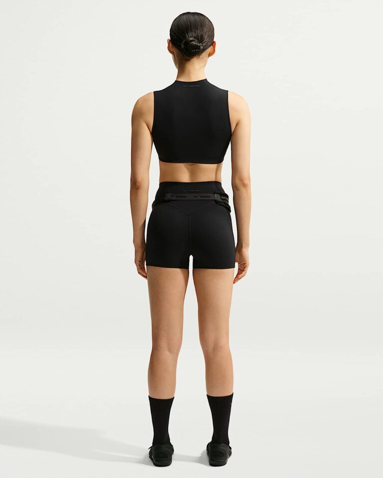 Шорты NikeSKIMS Studio Stretch 3″ Shorts «Obsidian» Женская