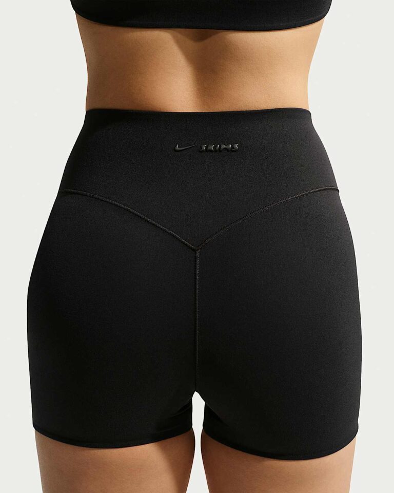 Шорты NikeSKIMS Studio Stretch 3″ Shorts «Obsidian» Женская