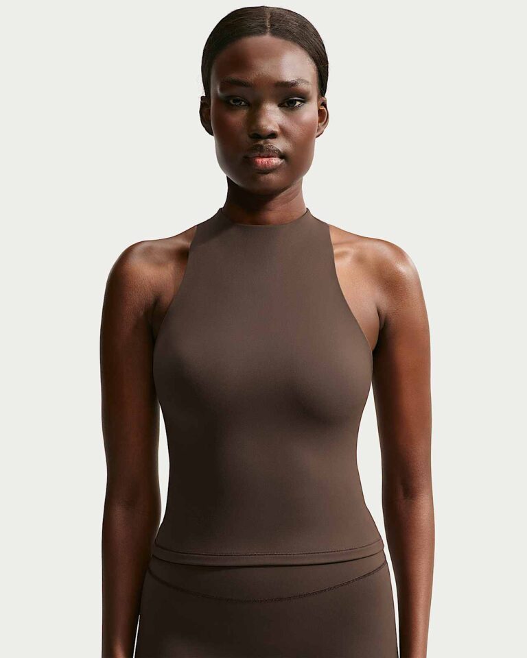 Майка NikeSKIMS Matte Mock-Neck Racerback Tank Top «Dark Sepia» Женская