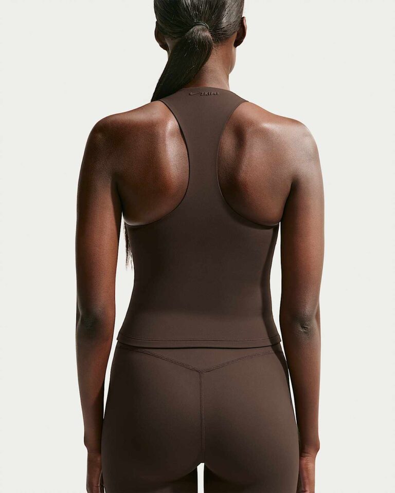 Майка NikeSKIMS Matte Mock-Neck Racerback Tank Top «Dark Sepia» Женская