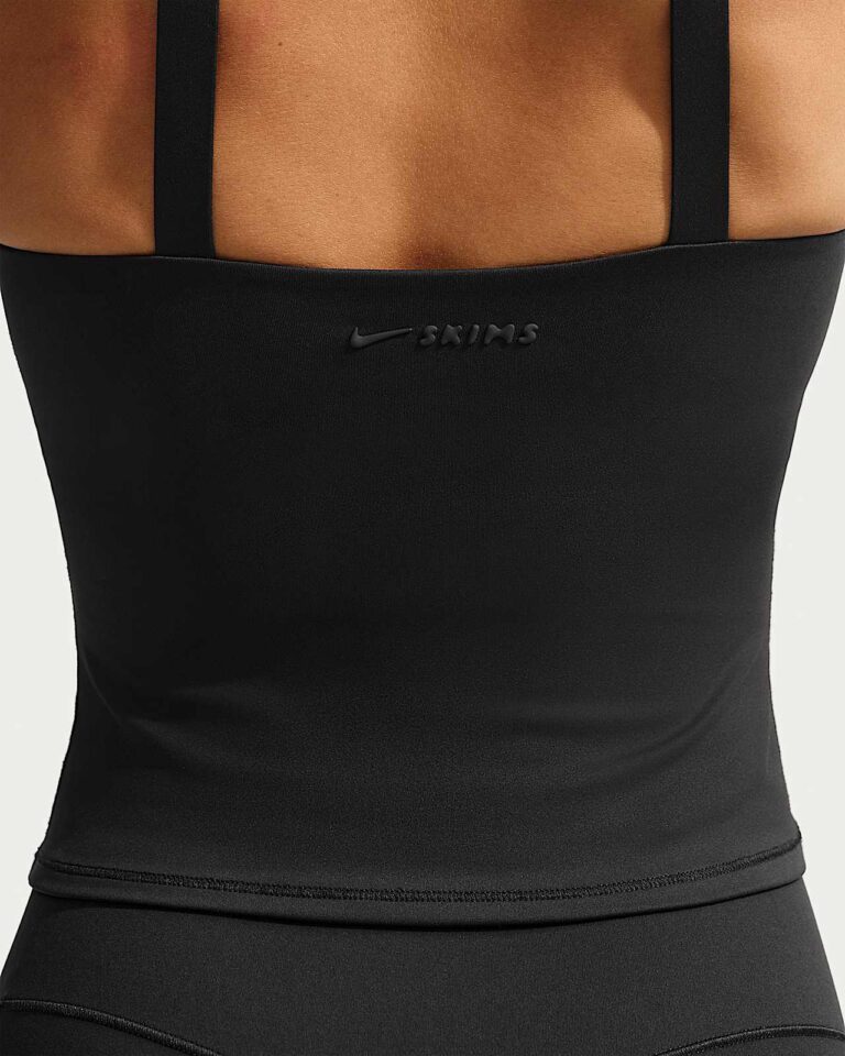 Майка NikeSKIMS Matte Square-Neck Tank «Obsidian» Женская
