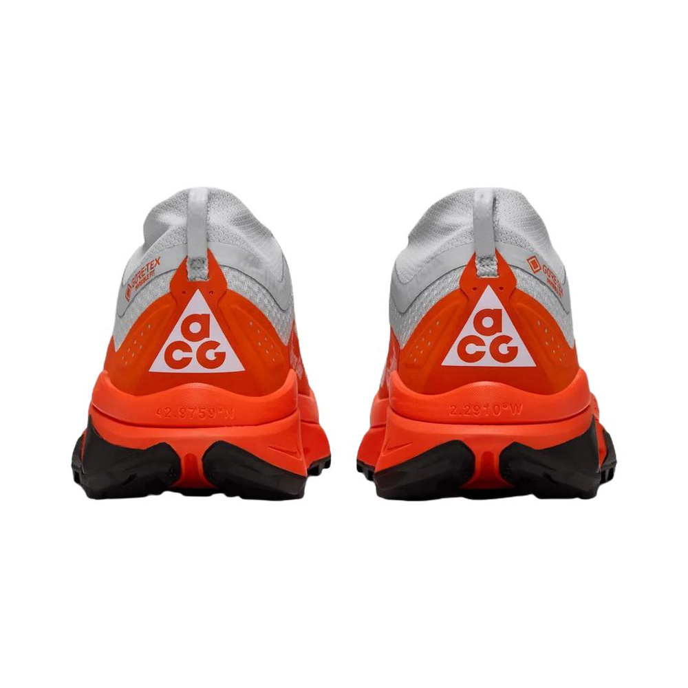 Nike ACG Zegama Trail GTX 'Light Silver / Safety Orange / Black / Summit White' Женские