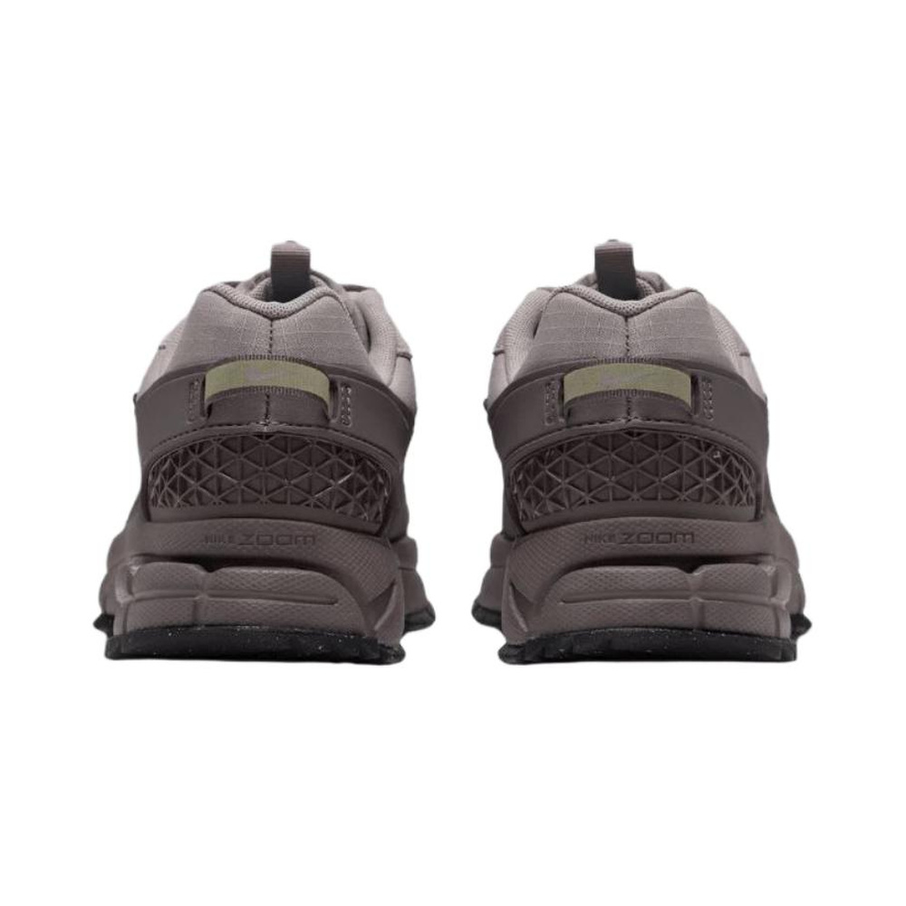 Nike Zoom Vomero Roam Winterized 'Cave Stone / Black / Olive Aura / Enigma Stone' Мужские